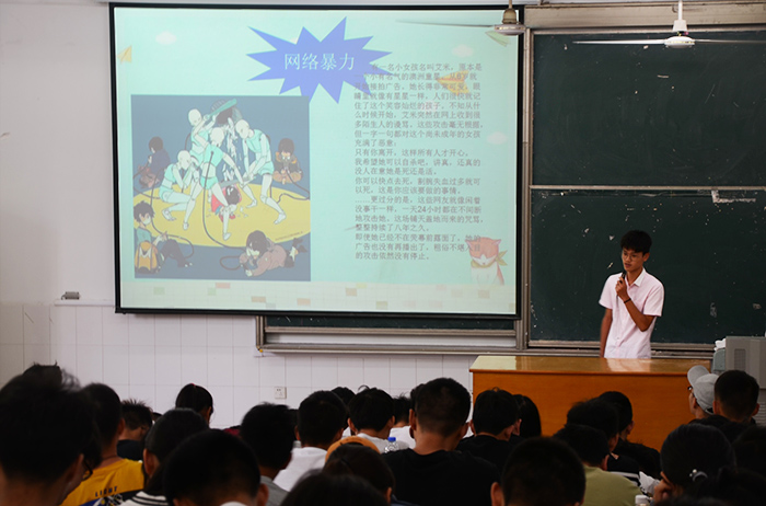 f1430469-2cb4-4aee-b6e8-c7d43e795247.jpg