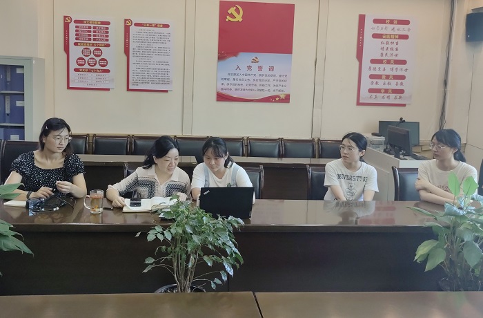 关爱暖心田 基础医学院暑期走访慰问困难研究生